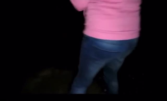 Wetting jeans with good noise