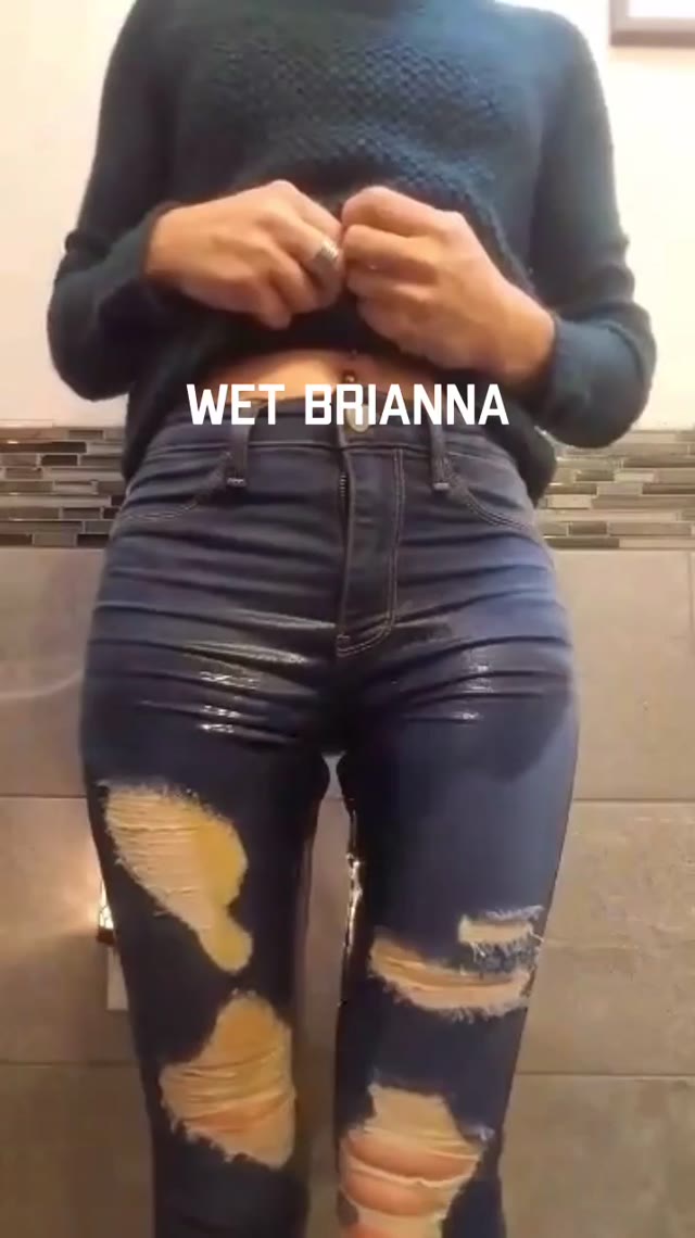 Quick panty piss