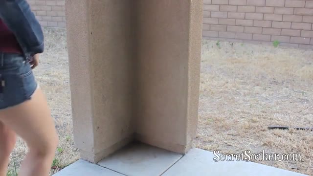 Jeans shorts wetting - video 3