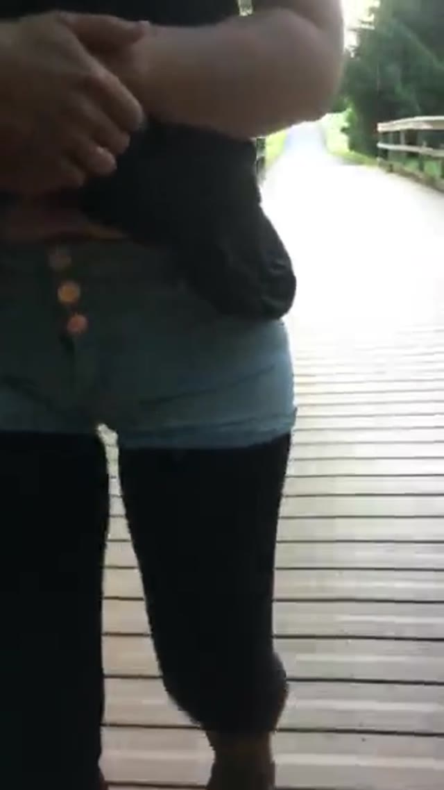 Pee herself walking