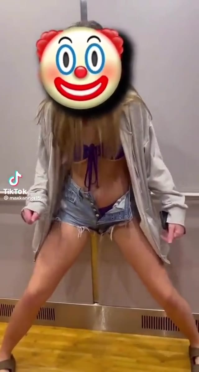 Tiktok wetting pee