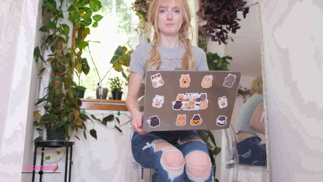 Girl wets herself playing video games