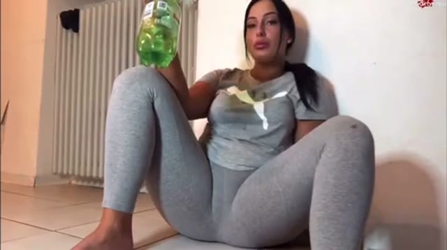 womangraypantsandbottle mp4 af7a6cc1fc7185827aa7c8130dbd8693