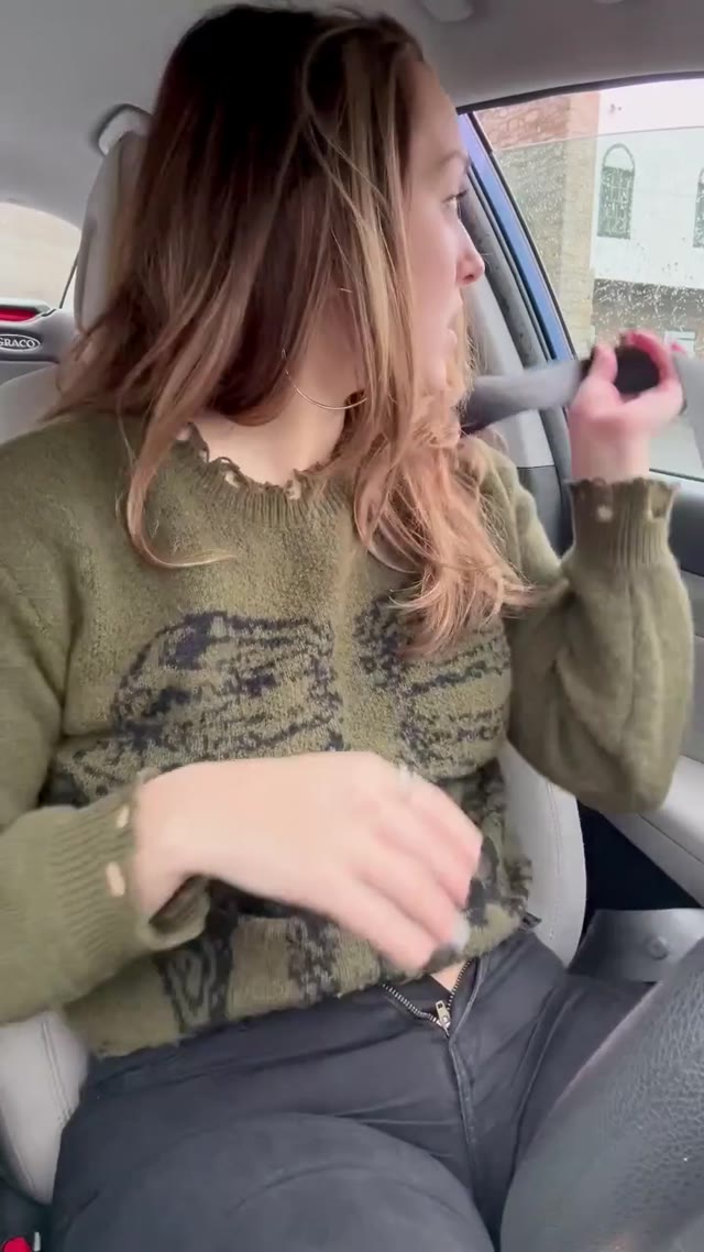 Car panty peeing