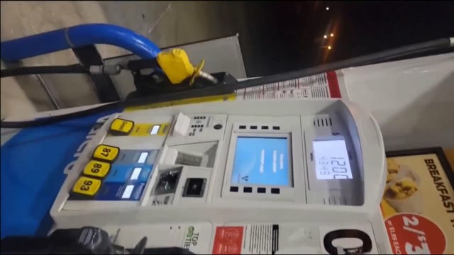 Wetting her sweatpants while refuelling